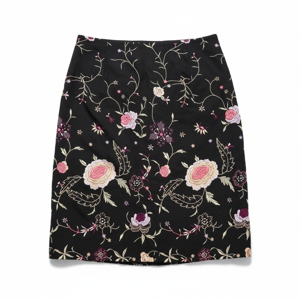 Gap‎ Black Floral Embroidered Rayon Pencil Skirt, Women's Size 6, Knee Length